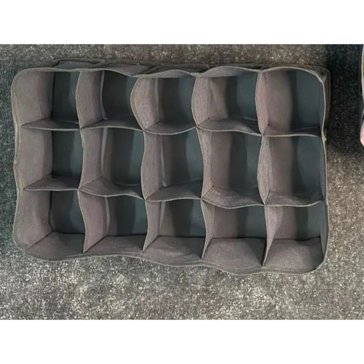 جا جورابی جا لباس زیر